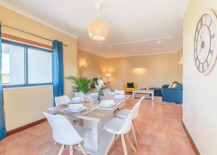 #071 Maria Luisa By Holidays Appartement *