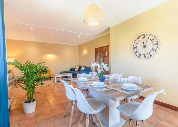 #071 Maria Luisa By Holidays Appartement *